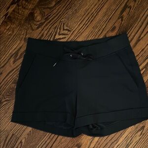 Athleta Blue Cuffed Midtown Shorts
